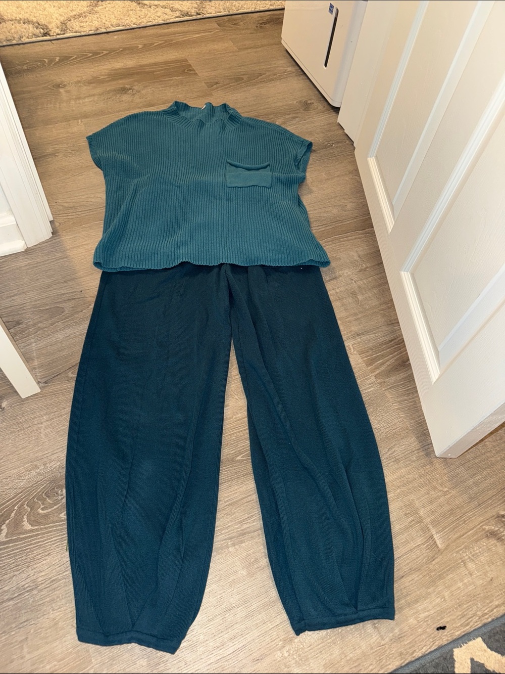 Amazon Teal Knit Short-Sleeve Top with Dark Teal Wide-Leg Pants